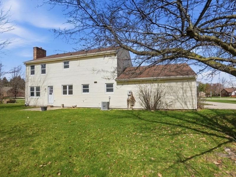 1985 Fox, Troy, OH 45373 Photo 33