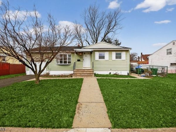 340 Old Post Rd, Edison, NJ 08817