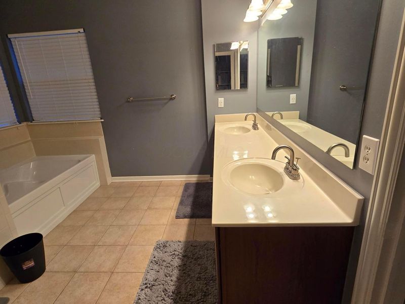 1102 Carnoustie Circle , Grove City, OH 43123 Photo 20