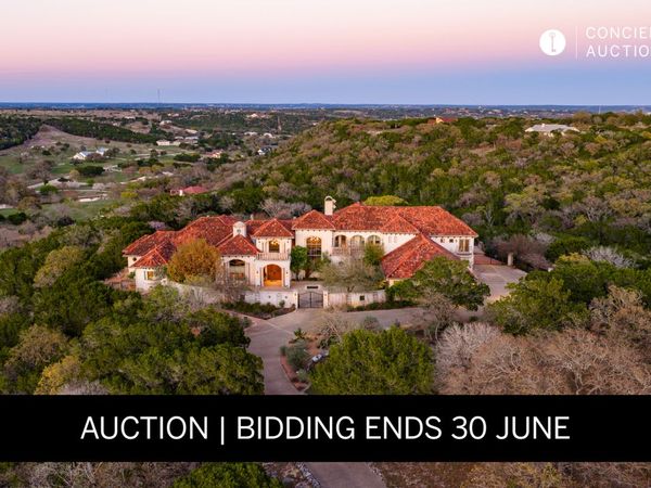 2121 Landmark Road, Kerrville, TX 78028