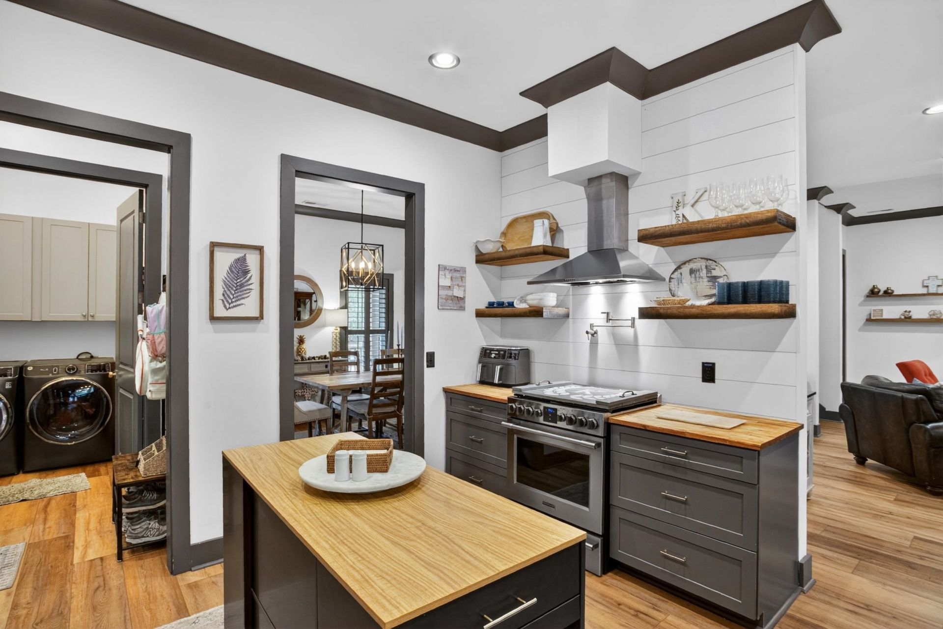 5 Stonington Dr. Photo 10