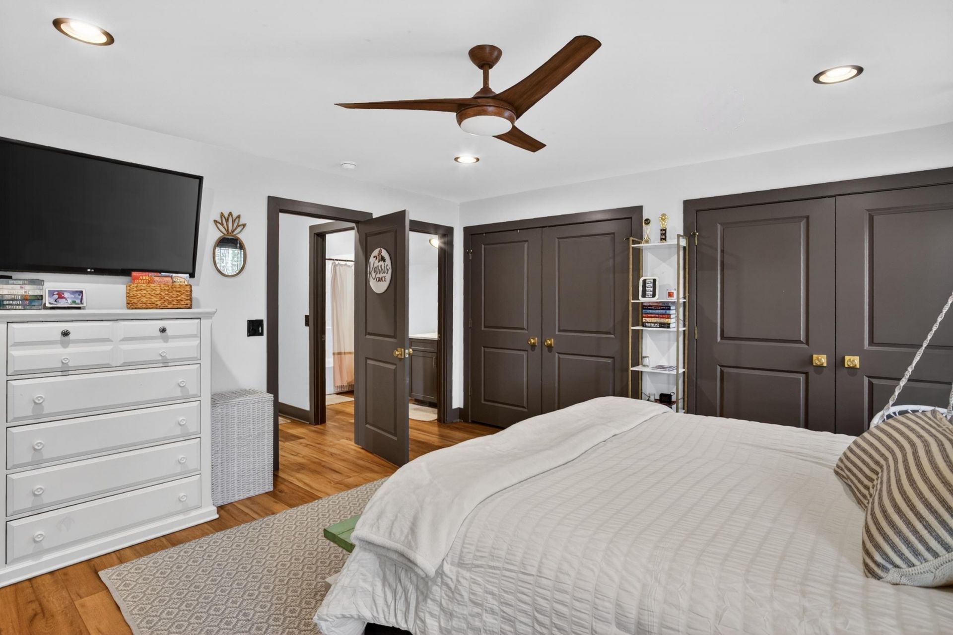 5 Stonington Dr. Photo 46