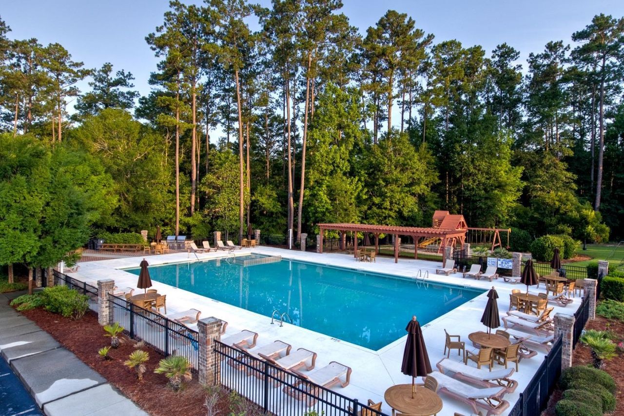 5 Stonington Dr. Photo 68