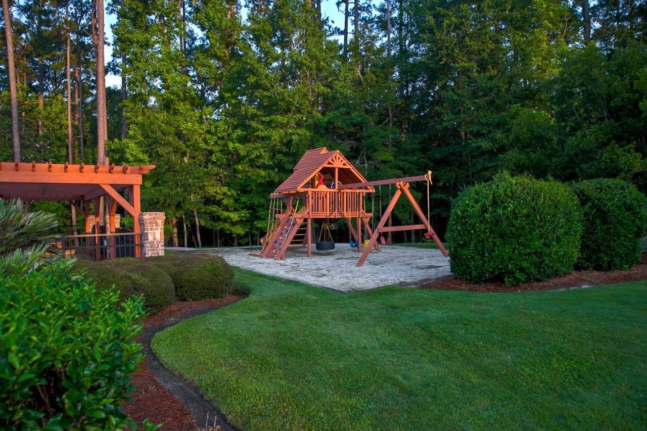 5 Stonington Dr. Photo 73