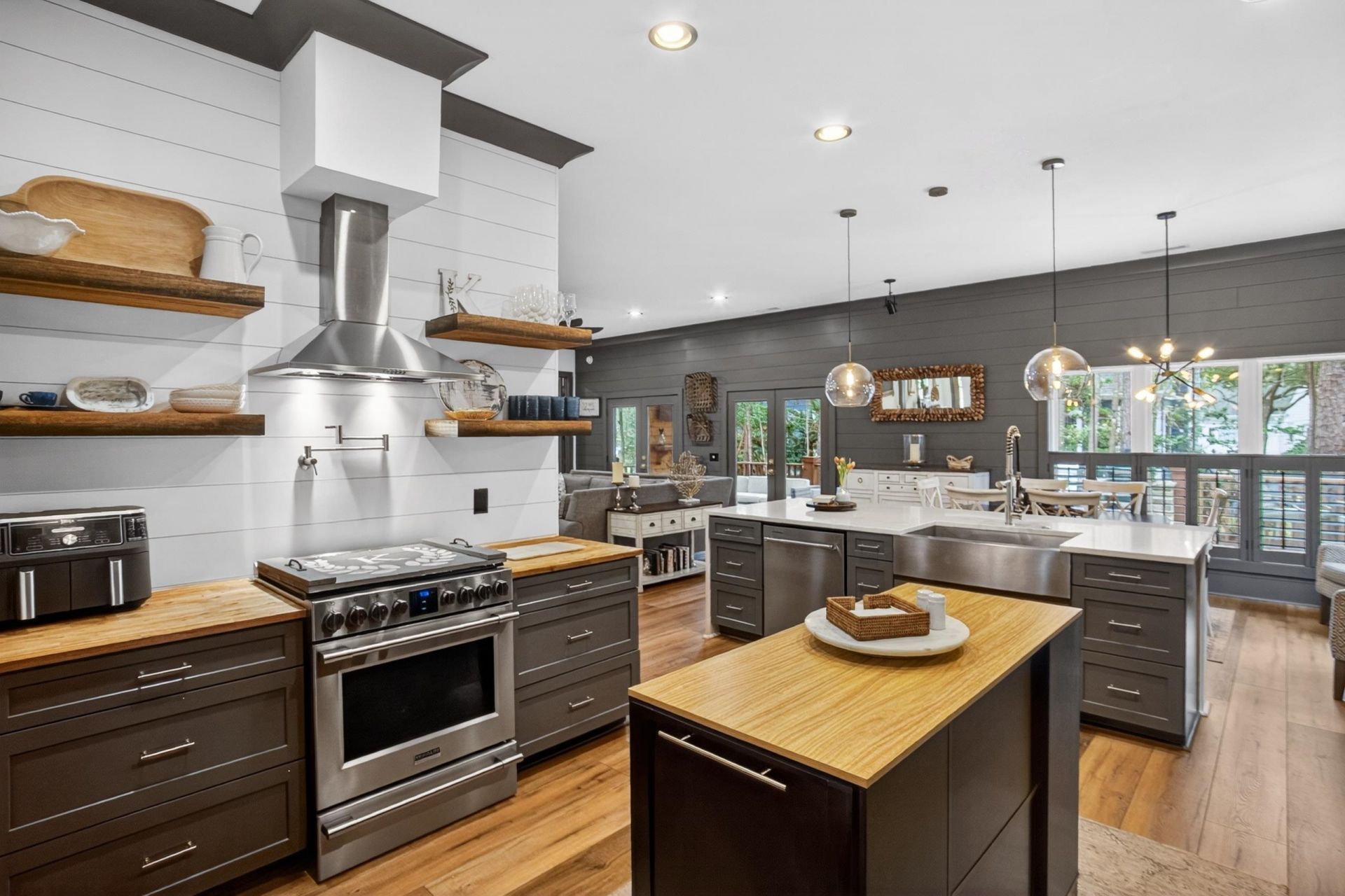 5 Stonington Dr. Photo 9