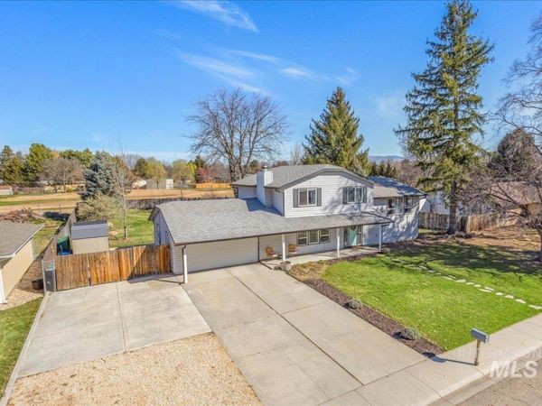 10438 W Hollandale Dr, Boise, ID 83709