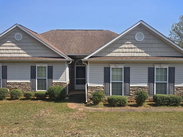 100 Deer Creek Drive, Lagrange, GA 30240