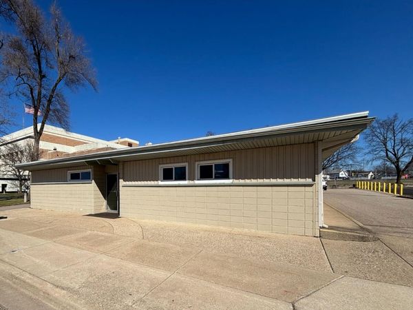 32 W Van Buren Street W, Battle Creek, MI 49017