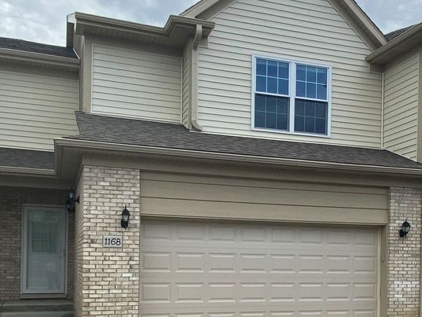 1289 Bradley Circle , Elgin, IL 60120