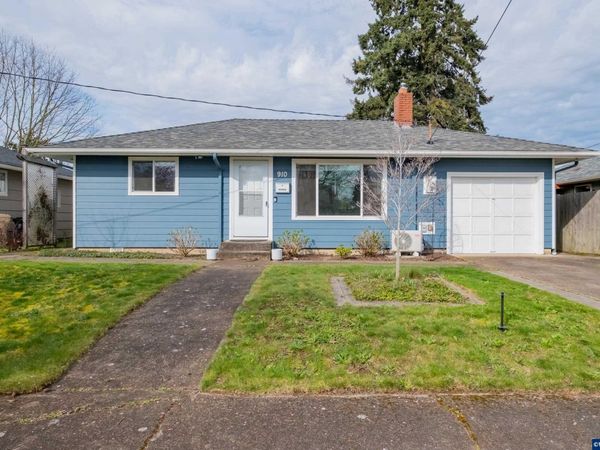 910 Ermine St SE, Albany, OR 97322