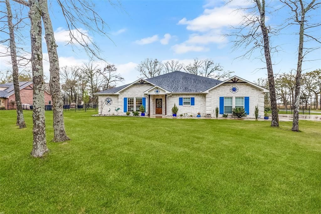 520 Pr 5987, Yantis, TX 75497 Main Photo