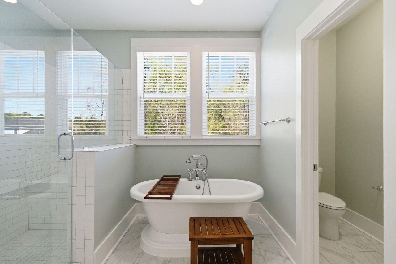 1645 Banning Street Photo 27