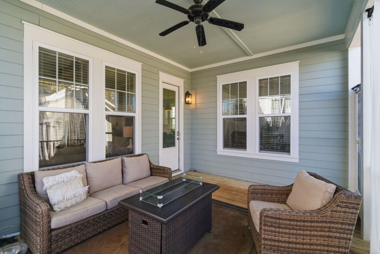 1645 Banning Street Photo 39