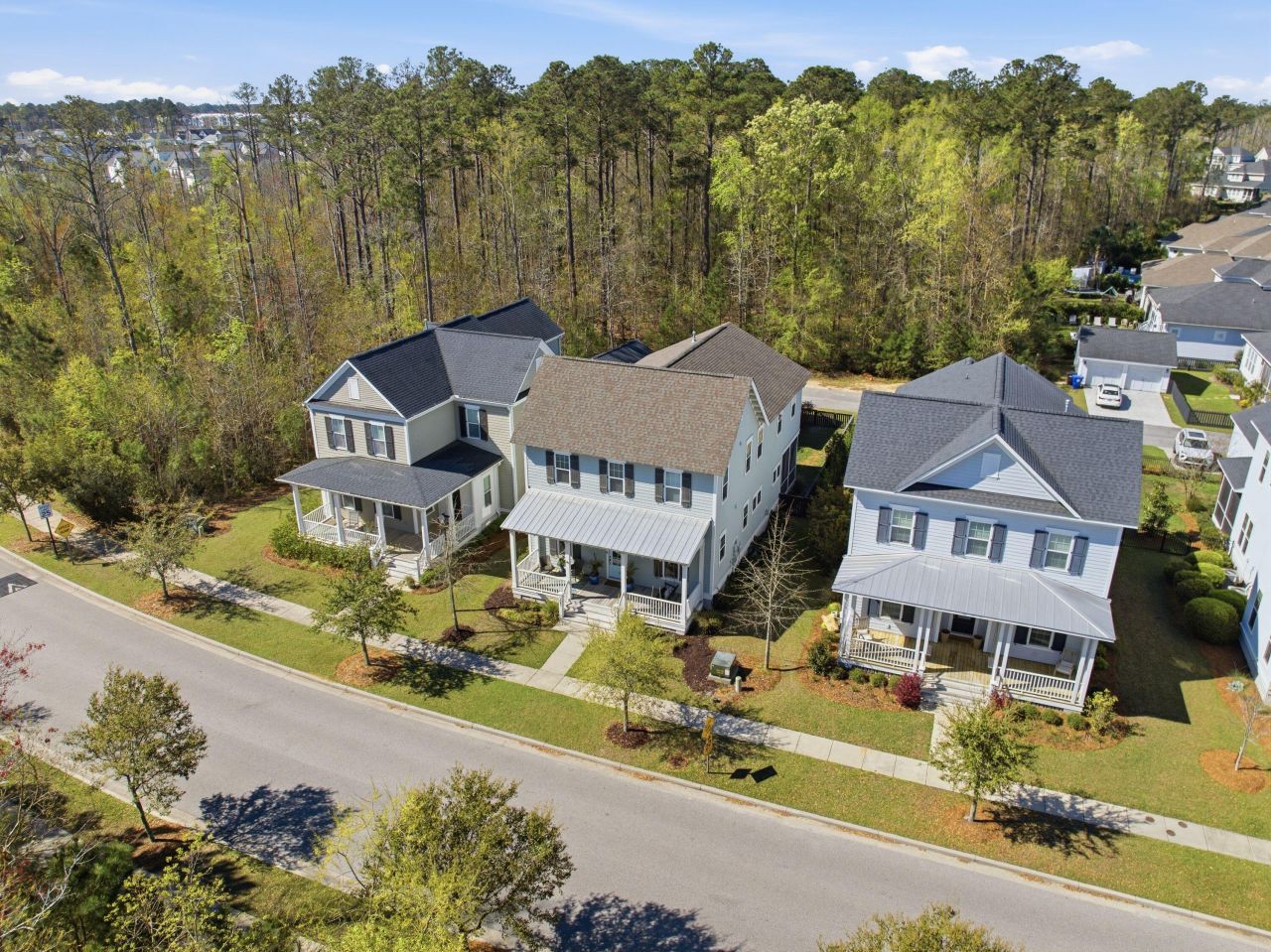 1645 Banning Street Photo 49