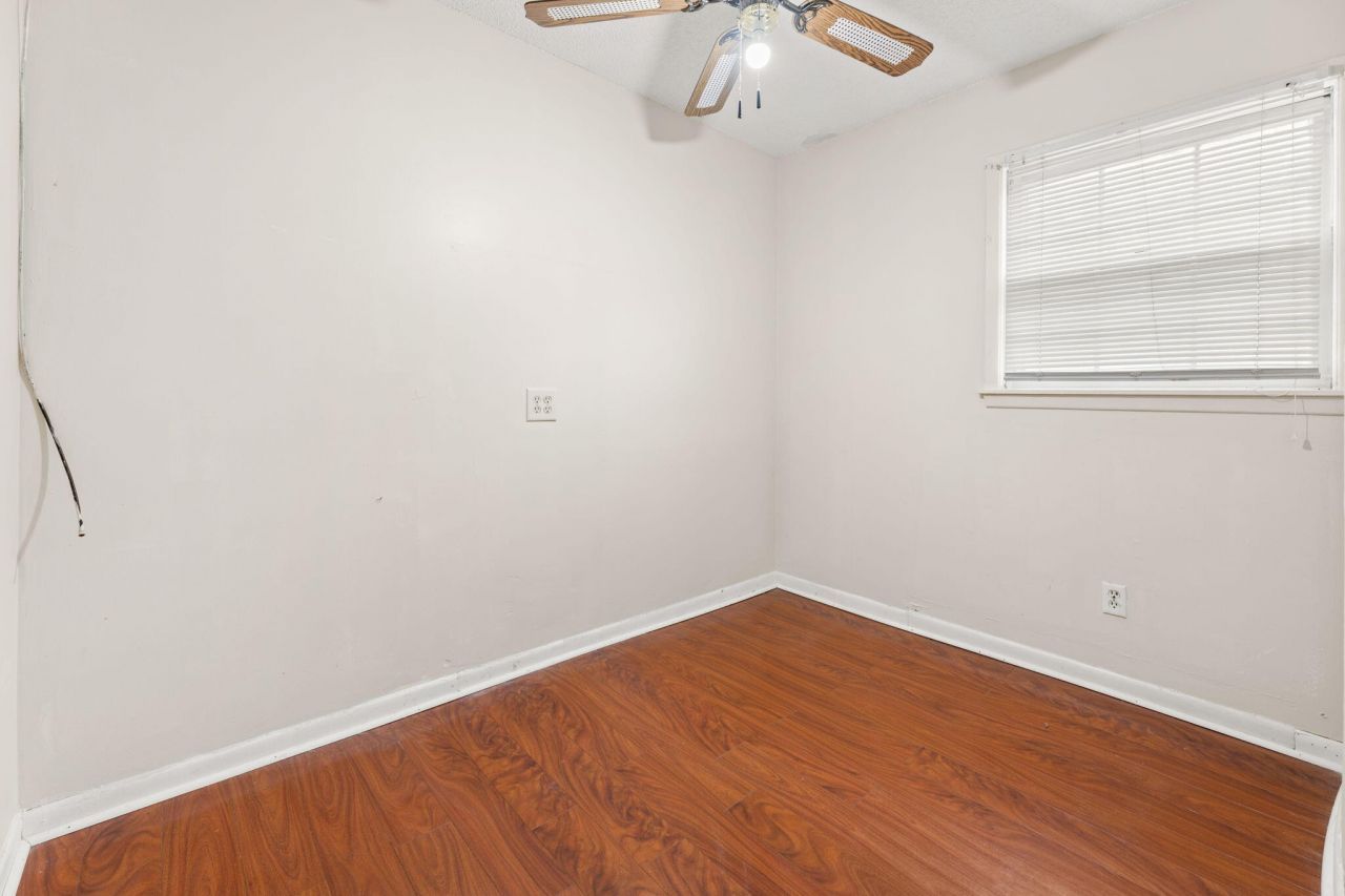 1001 Margaret Drive Photo 13