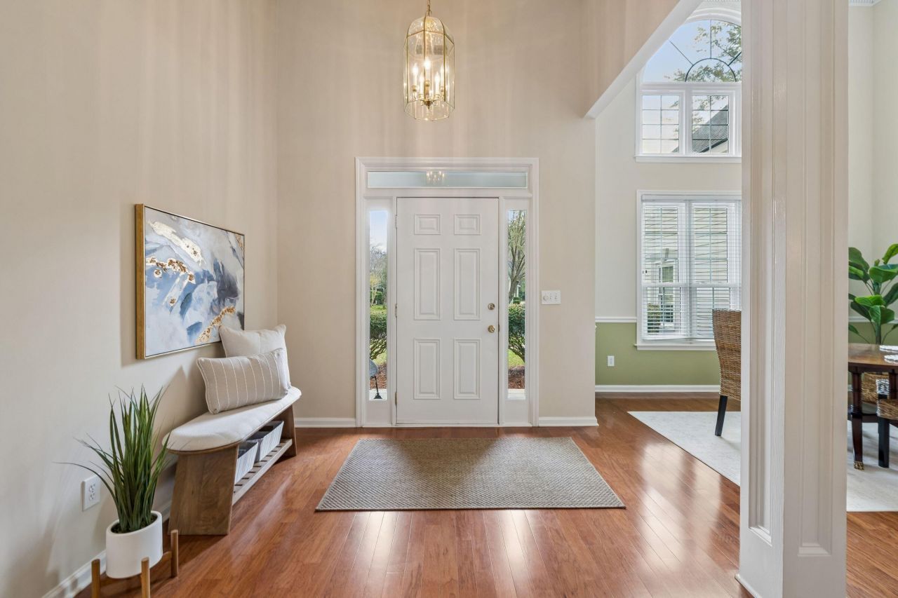 1250 Old Ivy Way Photo 4