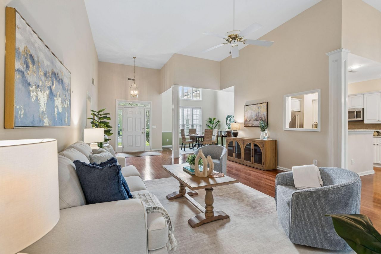 1250 Old Ivy Way Photo 6