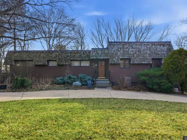 7803 Northshore Drive, Lincoln, NE 68516