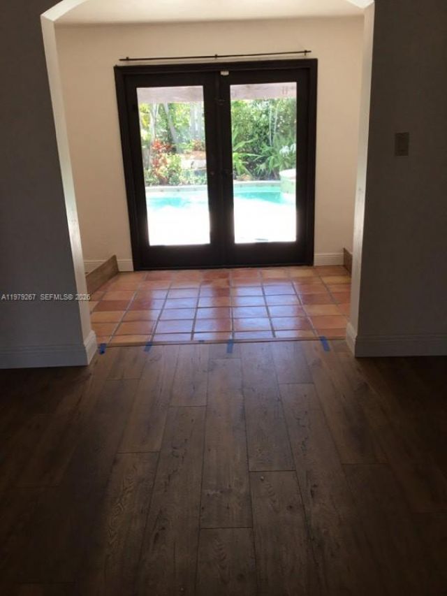 8927 Hawthorne Ave , Surfside, FL 33154 Photo