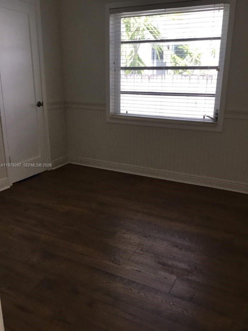 8927 Hawthorne Ave , Surfside, FL 33154 Photo