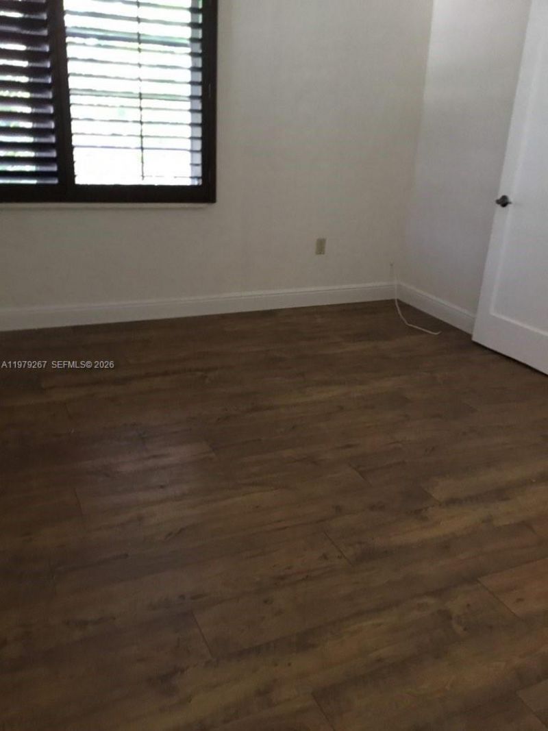 8927 Hawthorne Ave , Surfside, FL 33154 Photo