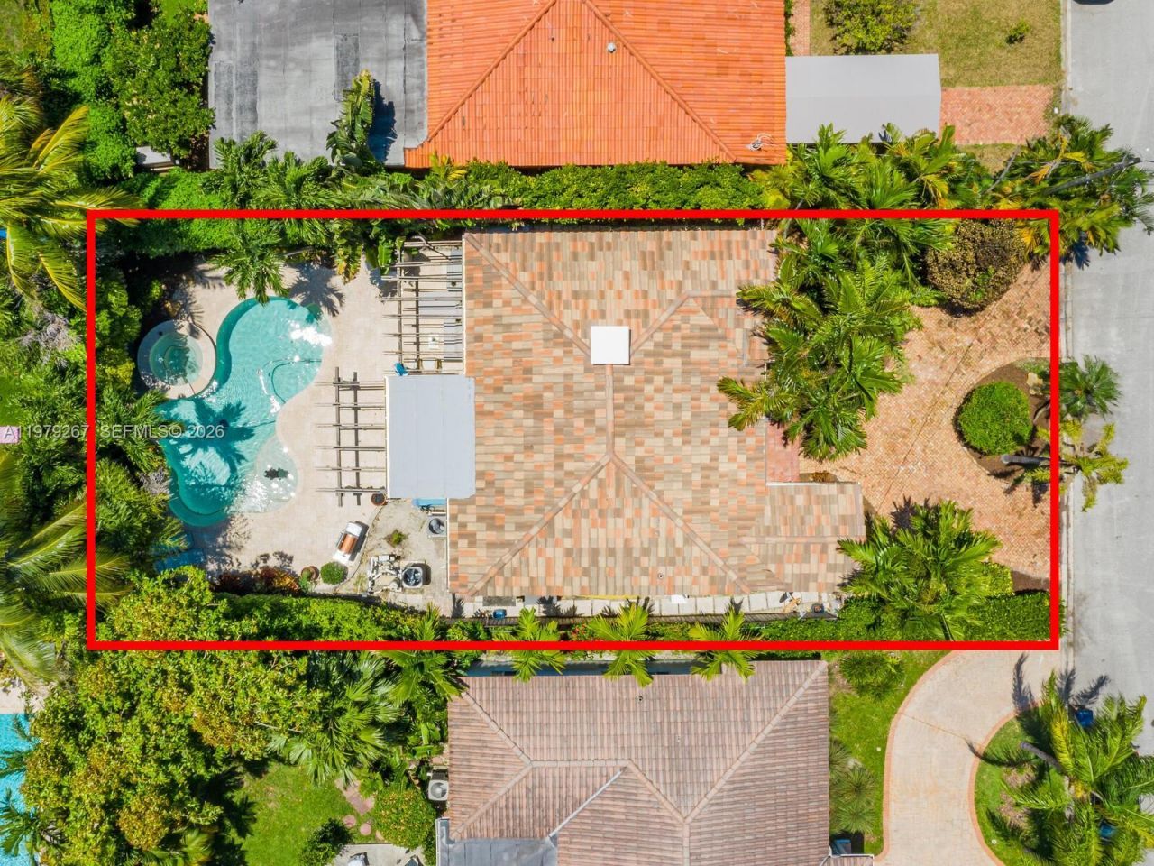 8927 Hawthorne Ave , Surfside, FL 33154 Photo