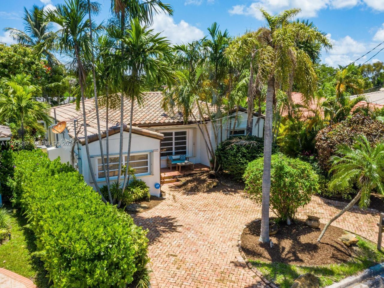 8927 Hawthorne Ave , Surfside, FL 33154 Photo