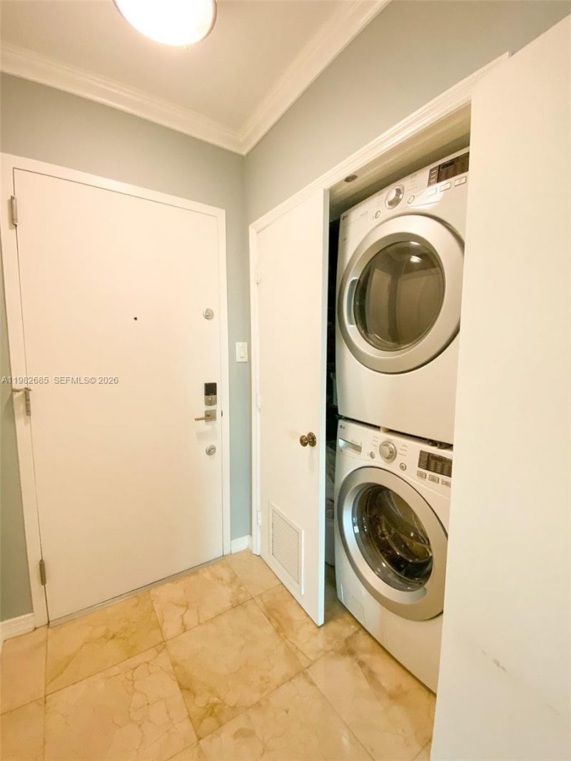 9055 SW 73rd Ct , Unit 908, Miami, FL 33156 Photo