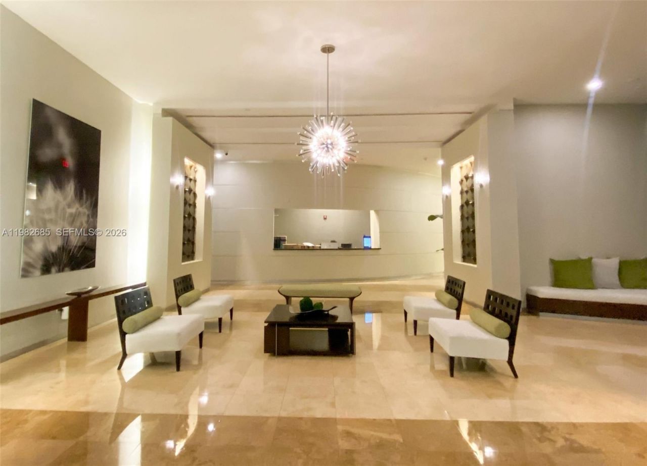 9055 SW 73rd Ct , Unit 908, Miami, FL 33156 Photo