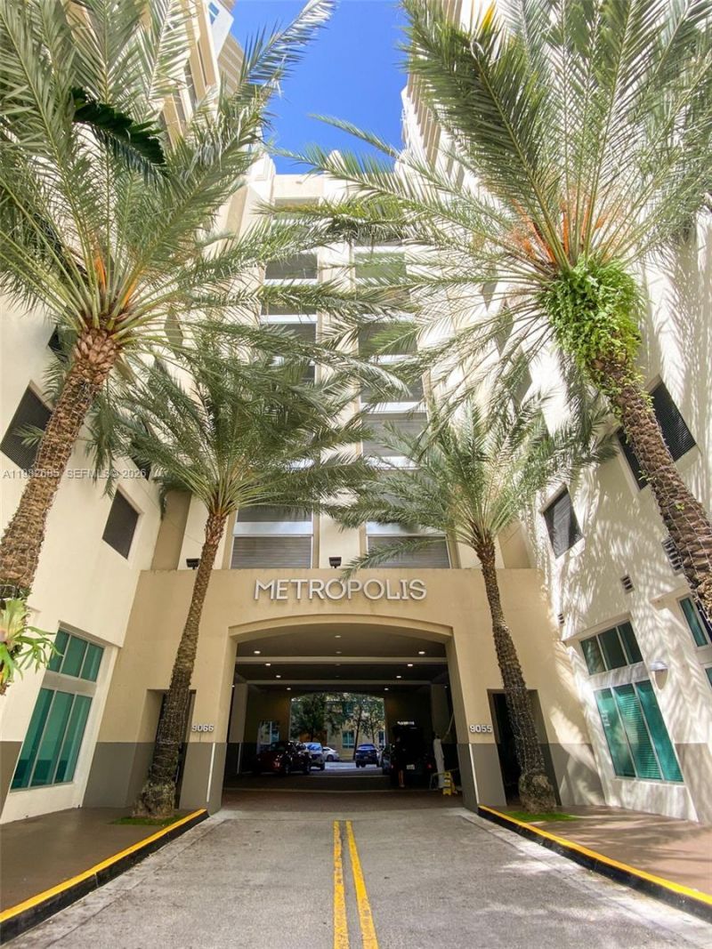 9055 SW 73rd Ct , Unit 908, Miami, FL 33156 Photo