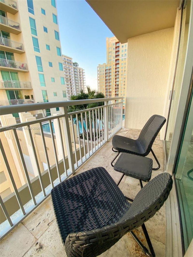 9055 SW 73rd Ct , Unit 908, Miami, FL 33156 Photo