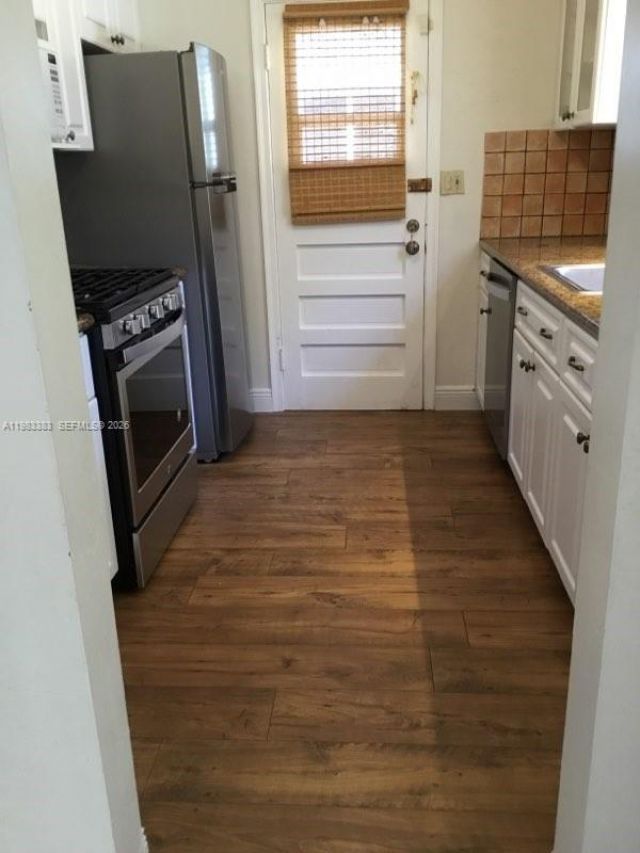 8927 Hawthorne Ave, Surfside, FL 33154 Photo