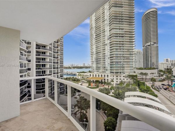 400 Alton Rd , Unit 911, Miami Beach, FL 33139