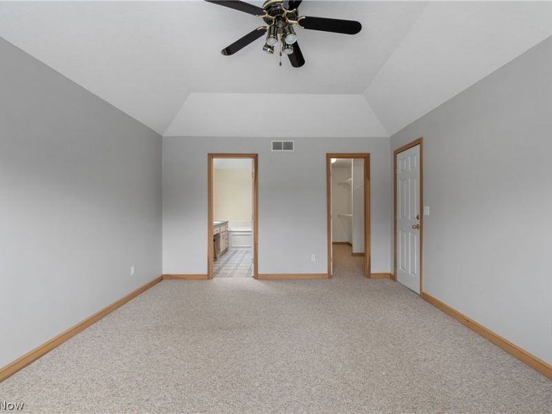 4469 Shelly Drive , Seven Hills, OH 44131 Photo 17