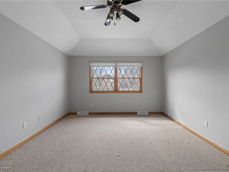 4469 Shelly Drive , Seven Hills, OH 44131 Photo 19