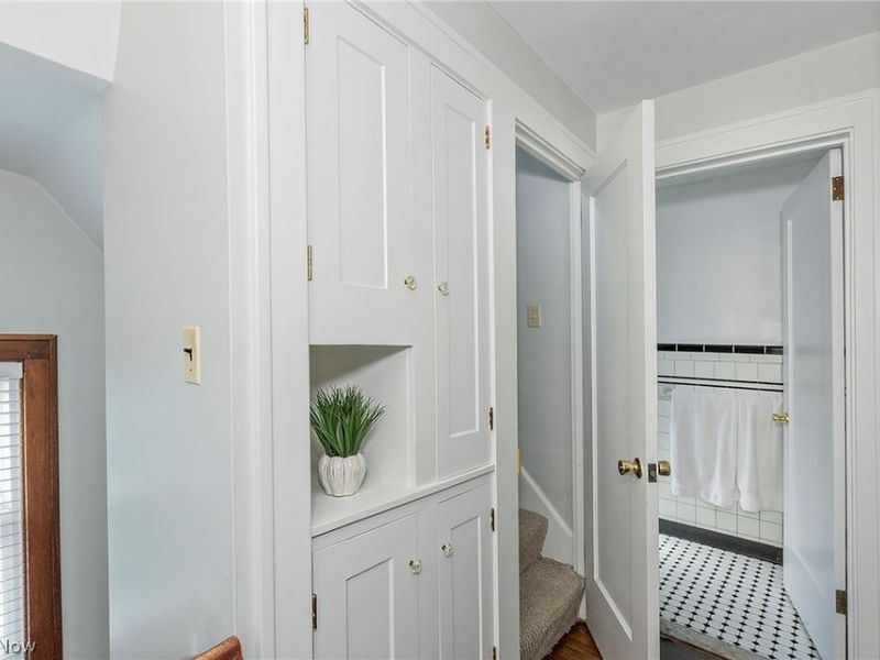 923 Cambridge Road, Cleveland Heights, OH 44121 Photo 18