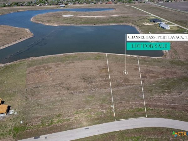 79 Channel Bass Lane , Port Lavaca, TX 77979