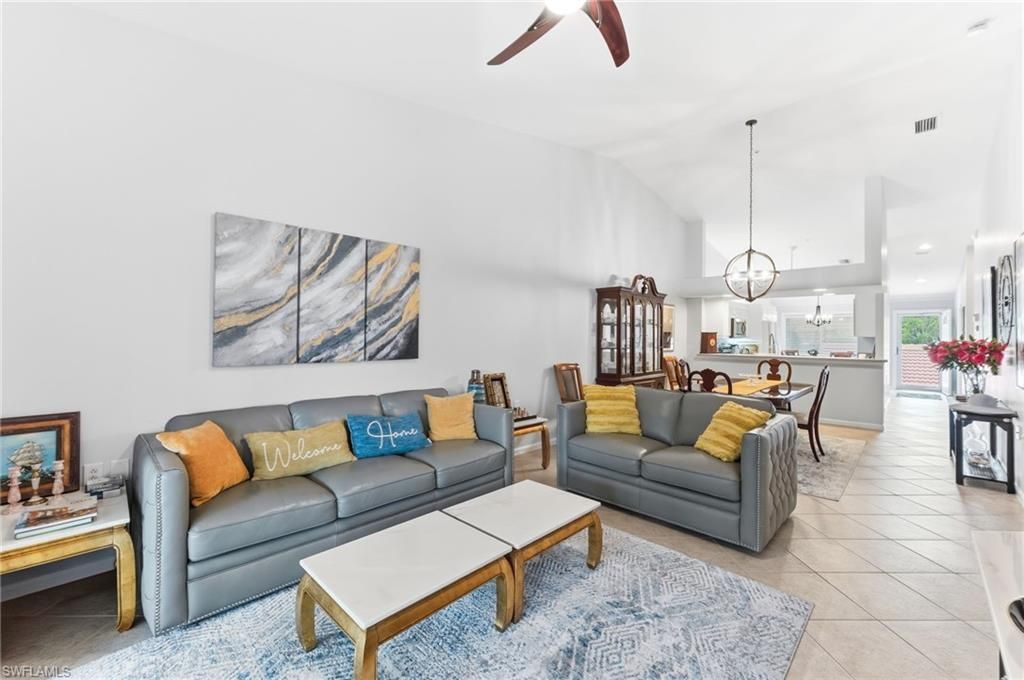 6840 Beach Resort Dr, Unit 16, Naples, FL 34114 Photo
