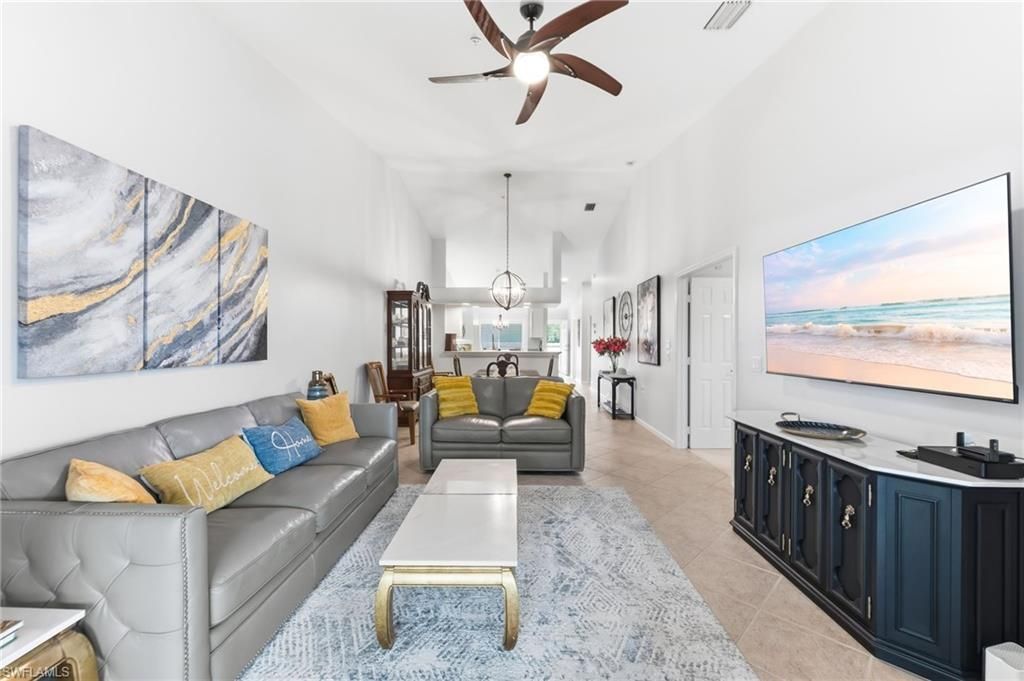 6840 Beach Resort Dr, Unit 16, Naples, FL 34114 Photo