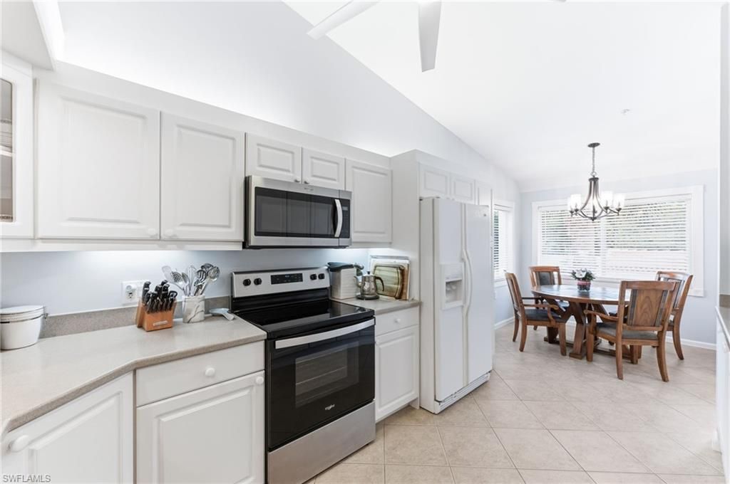 6840 Beach Resort Dr, Unit 16, Naples, FL 34114 Photo