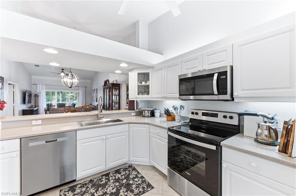 6840 Beach Resort Dr, Unit 16, Naples, FL 34114 Photo