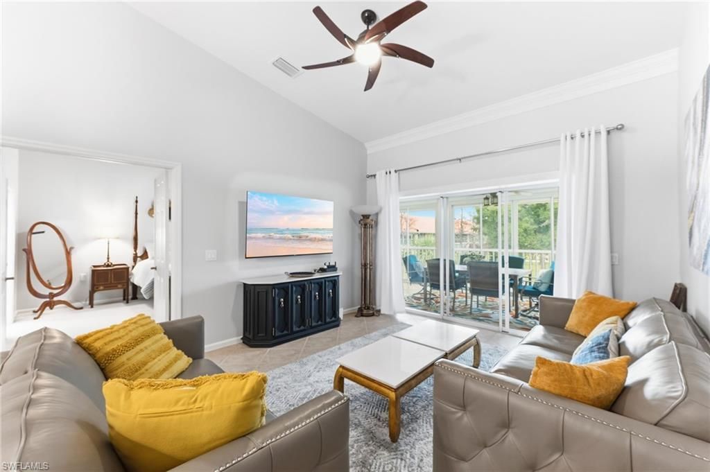 6840 Beach Resort Dr, Unit 16, Naples, FL 34114 Photo
