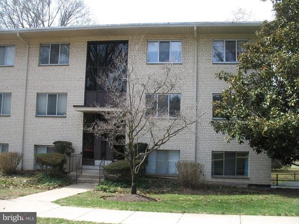 10232 ROCKVILLE PIKE, Unit 302, ROCKVILLE, MD 20852