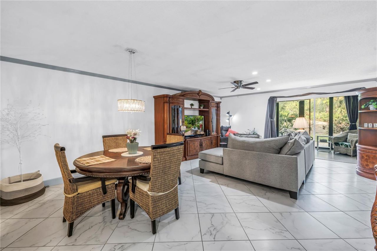 415 Spring Lakes Boulevard, Unit 415 D, Bradenton, FL 34210 Photo