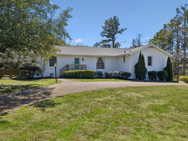 9021 Forest Lawn Dr, Brentwood, TN 37027