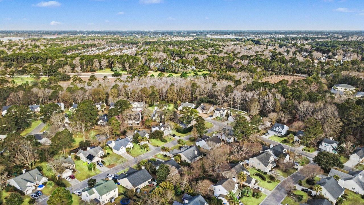 1366 Sassafrass Circle Photo 27