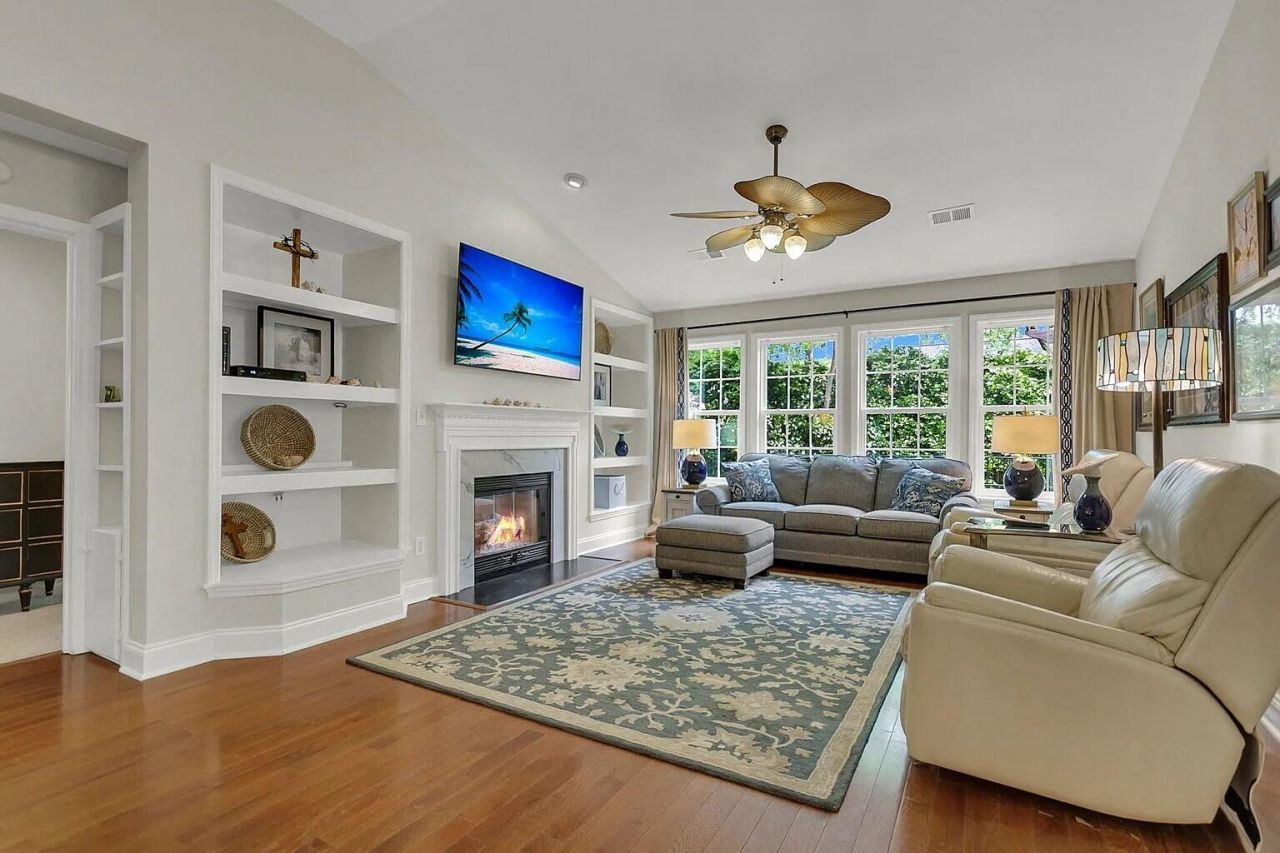 1366 Sassafrass Circle Photo 8