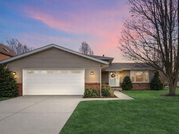 57 Worchester Drive, Valparaiso, IN 46383