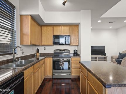 9231 Running Dog Circle, Reno, NV 89506 Photo