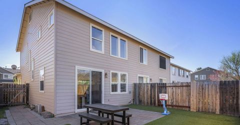 9231 Running Dog Circle, Reno, NV 89506 Photo